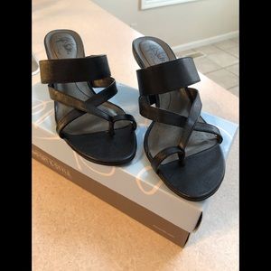Life Stride black heeled Sandals